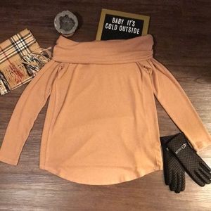 NWT Abercrombie Cozy Off Shoulder Sweater